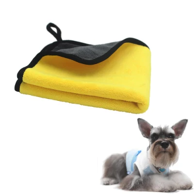 Asciugamano per cani in microfibra con logo laser personalizzato in vendita a caldo