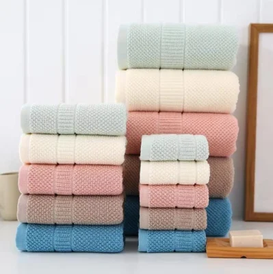Vendita a caldo Prezzo inferiore morbido e morbido bagno altamente assorbente Asciugamani 100% cotone asciugamani