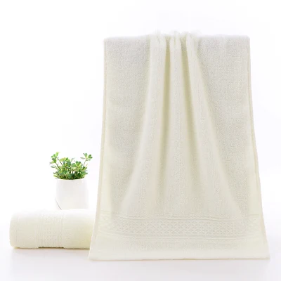 Asciugamano da bagno assorbente in cotone 100% morbido e pelle