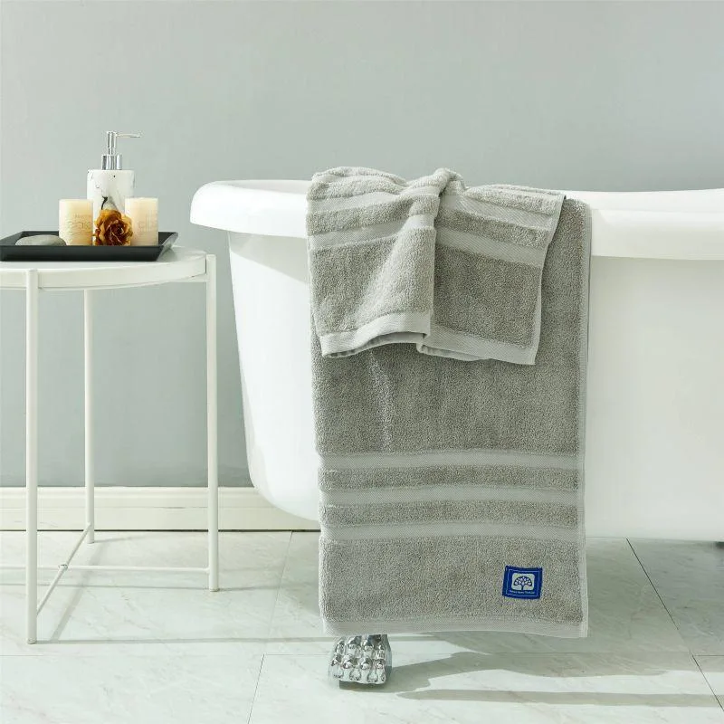 Set of 4 Luxury XL Oversized Bath Towels Extra Large Hotel Quality Towels 650 GSM Soft Combed Cotton Towels