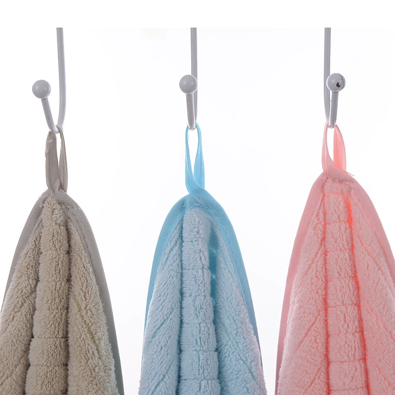 Ultra Soft Fast Drying Jacquard Coral Fleece Lightweight Bath Towel