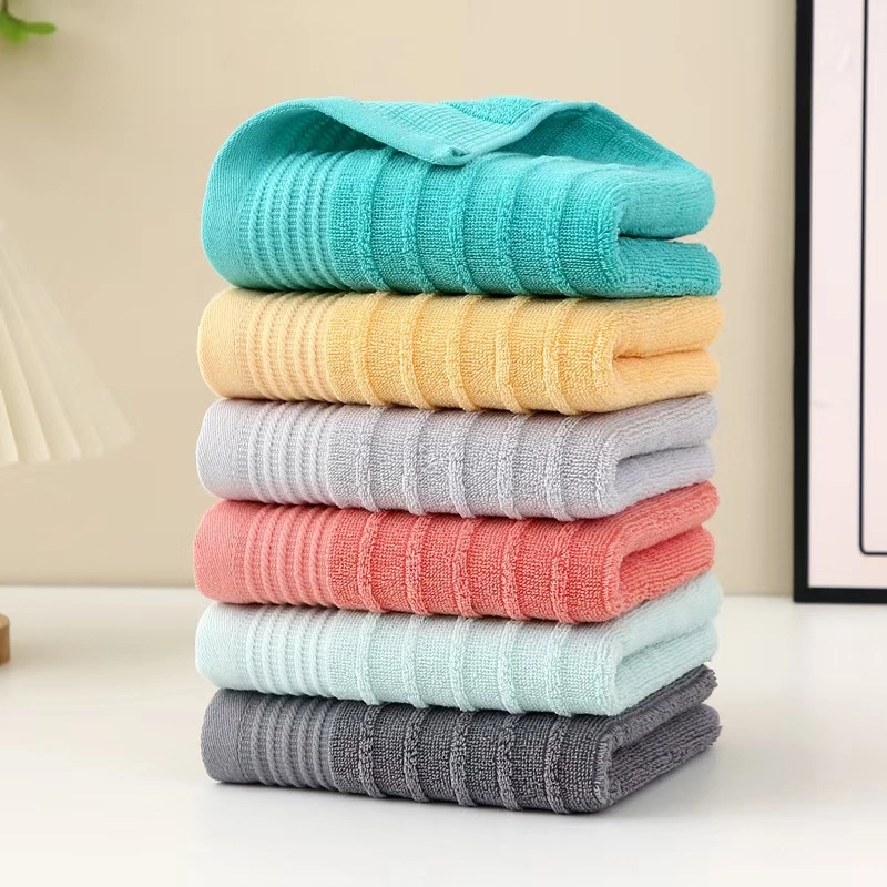 Perfect Soft and Absorbent Checked Face Towel for Daily Use Microfiber Towel Super Soft Microfiber Weft Knitting Face Towel Hand Towel Bath Towel