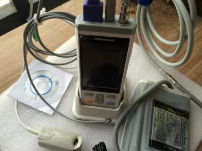 Vt200A Handheld Vital Signs Monitor Patient Monitor Equipment for Adult, Neonate, Child Use
