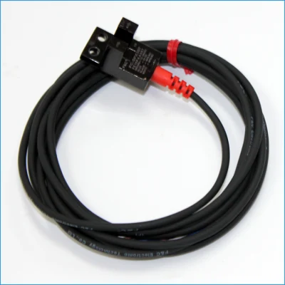 4-Pin Plug Type 5V to 24V DC Slotted Optical Sensor Position Limit and Protect