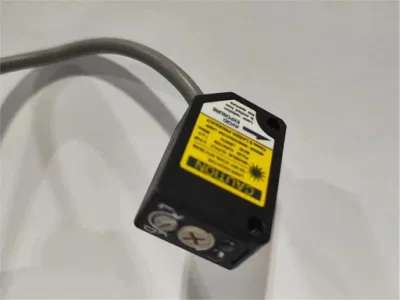 700mm Beam Sensor Waterproof Optical Displacement Sensor 12V DC Laser Transducer