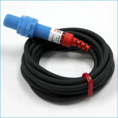 Fkc líquido del tubo de interruptor de proximidad capacitivo Sensor IP67 de 12-24 Vdc 5mm