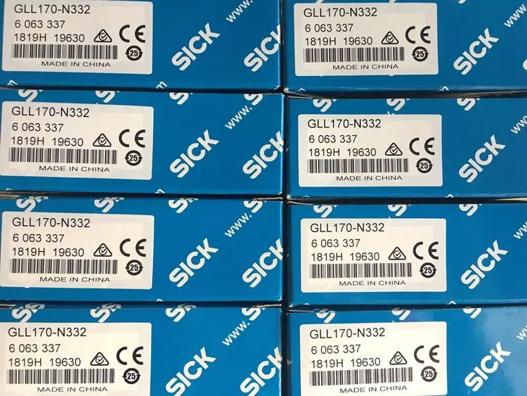 Original New Si-Ck Gll170-N332 Fiber-Optic Sensors NPN IP66 Good Price in Stock