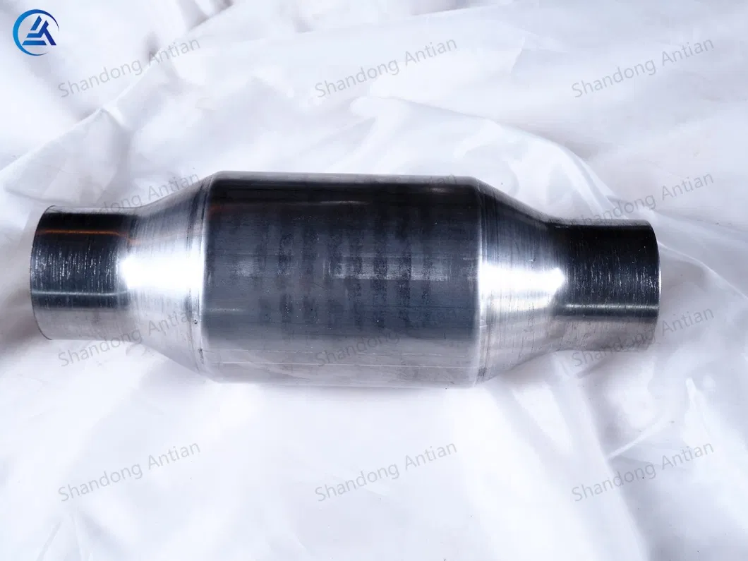 Universal Catalytic Converter with Oxygen Sensor Hole