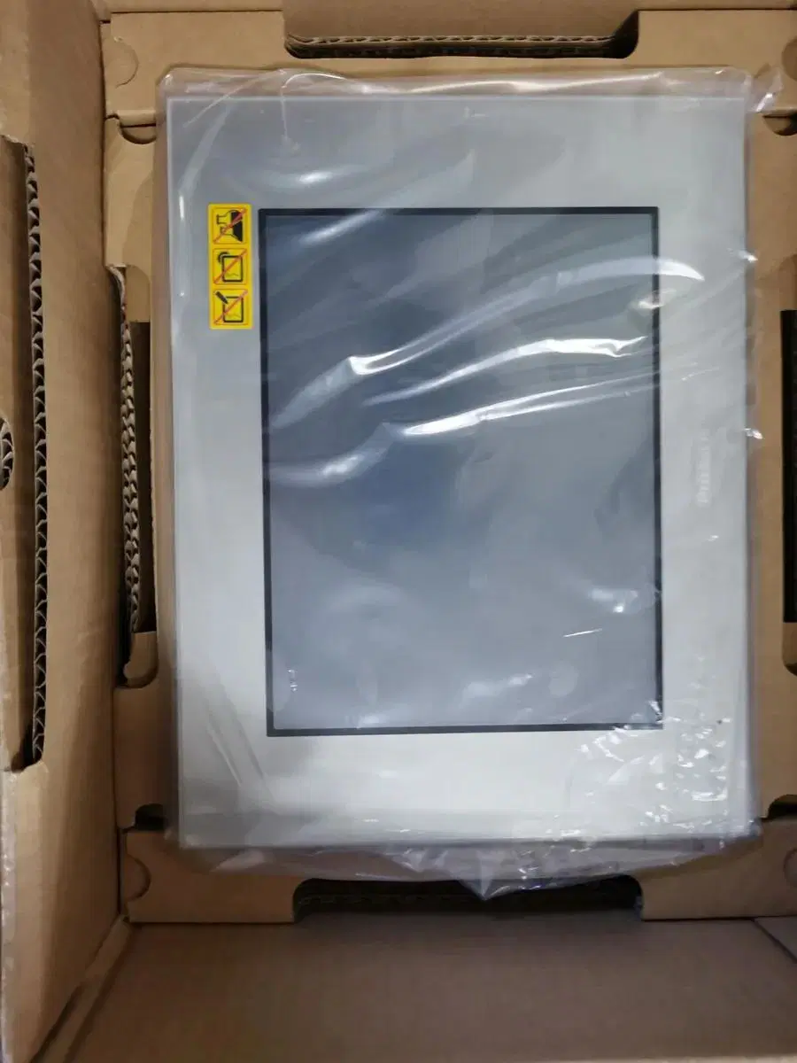 Proface HMI Touch Screen Gp477r-Eg11 Gp77r/77 Series 8 Inch HMI Replacement Pfxgp4501tadw