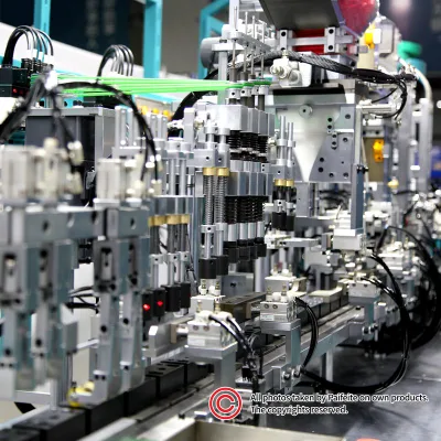 Sistema di controllo a camma PLC linea di produzione penna a sfera retrattile