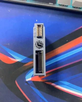 Sieme S7 1200 PLC 6es7214-1AG40-0xb0 Prezzo controller Simatic S7-1200 CPU