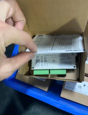 Modulo controller Mitsubishi Delta Schneide Control Programming PLC Siem Omron