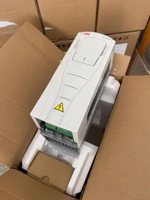 Convertitore trasformatore di frequenza trifase VFD Rockwell Power Mitsubishi Siemens Inverter Acs550-01-038A