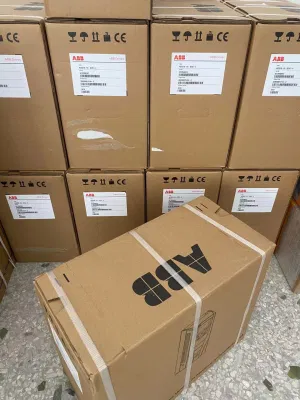 Convertitore trasformatore di frequenza trifase VFD Rockwell Power Mitsubishi Siemens Inverter Acs550-01-038A