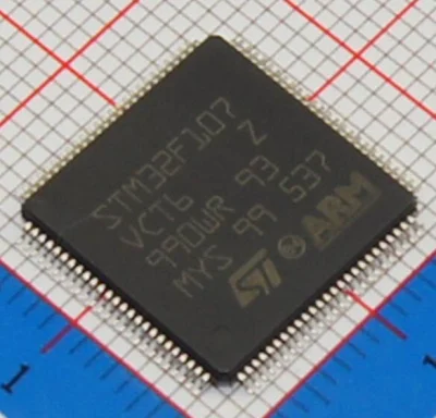  IC microcontrollore a 32 bit serie STM32F STM32F107VCT6