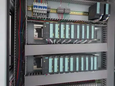 Sistema di controllo elettrico automatico, sistema di controllo programmabile (PLC)