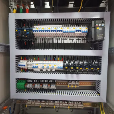 Sistema di controllo elettrico automatico, sistema di controllo programmabile (PLC)