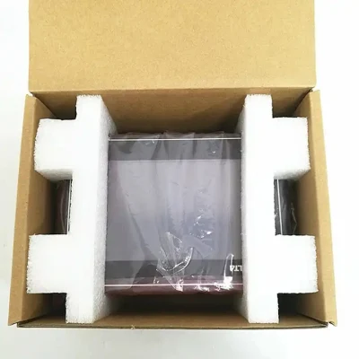 Pannello touchscreen originale al 100% Delta Human Machine Interface HMI