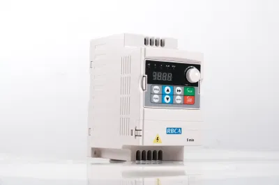 Convertitore di frequenza trifase a bassa potenza da 2,2 kw serie M300