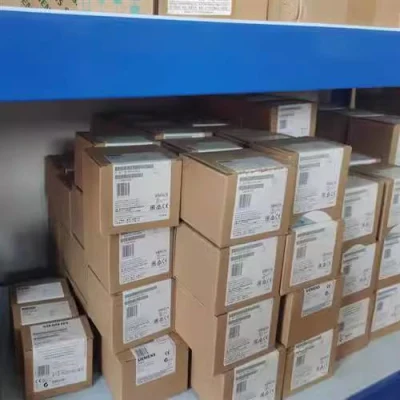 Nuovo modulo PLC Siemens S7-200 6es7223-1bm22-0xa8 programmabile 6es7223-1bm22-0xa8 modulo controller Consegna rapida 004