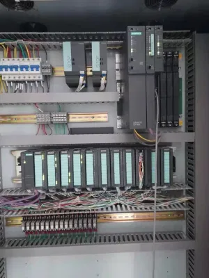 Sistema di controllo elettrico automatico, sistema di controllo programmabile (PLC)