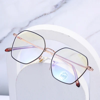  Pure Titanium Glasses Stock Prezzo ragionevole Top Quality retro Round Occhiali da uomo con lenti trasparenti trasparenti da uomo per uomo Femmina