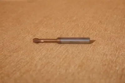 Utensile da taglio in metallo/acciaio/lega di titanio cementato con rivestimento diamantato CNC