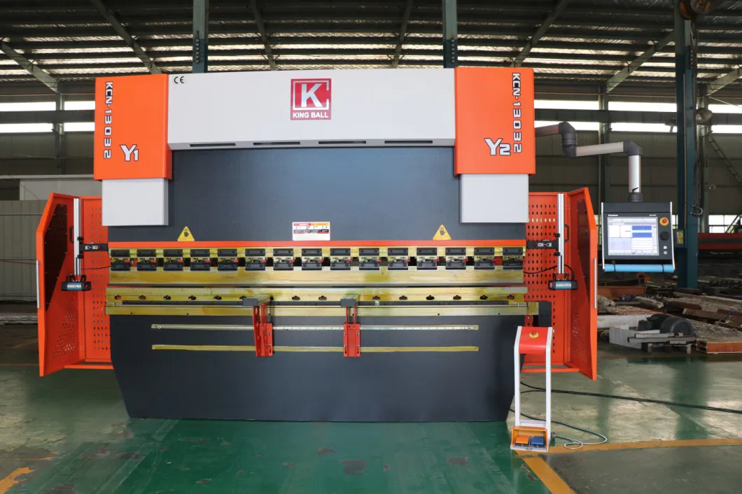 Full Automatic 90 Degree Metal Folder Press Brake 125t Capacity with Hydraulic Crowning System