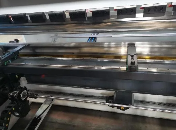 Great Bending Effect High Quality CNC Automatic Panel Bending Machine