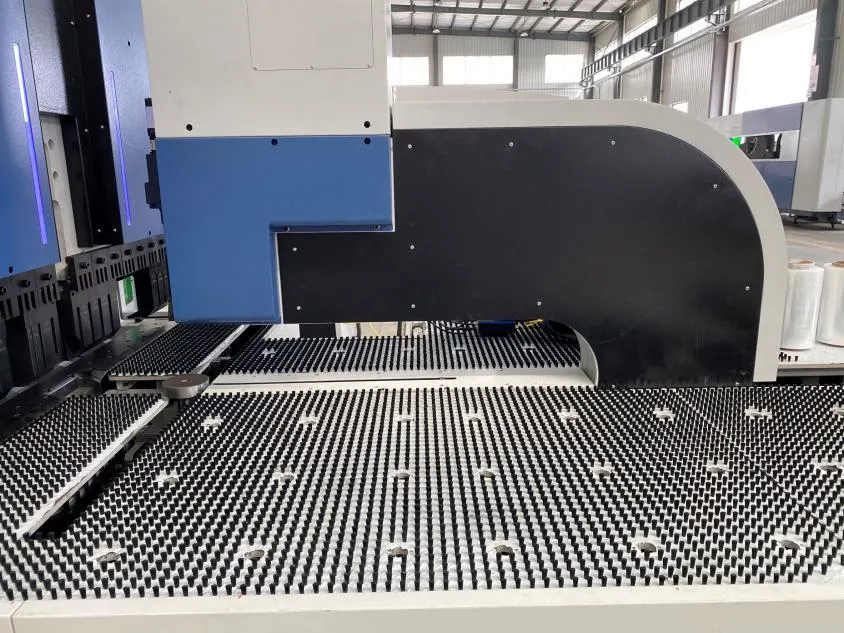 Smart CNC Panel Bender Sheet Bender for Cabinet Bending