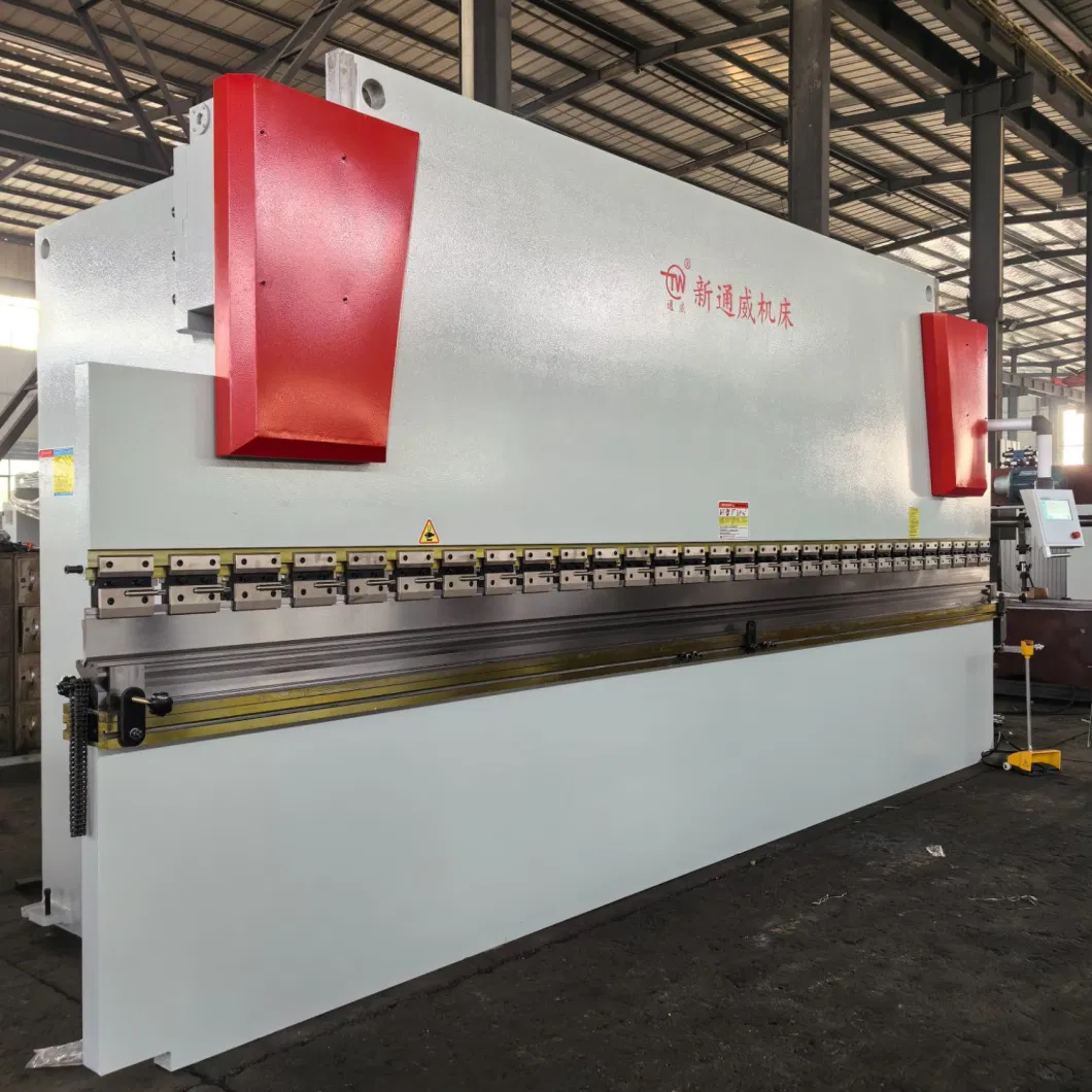 Hydraulic Press Brake/Sheet Bending Machine 200ton 6000mm Tp10s with Mechanical Crowning Table