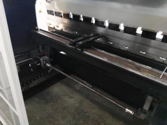 Automatic 160t Brake Metal Bending Machine CNC Hydraulic Press