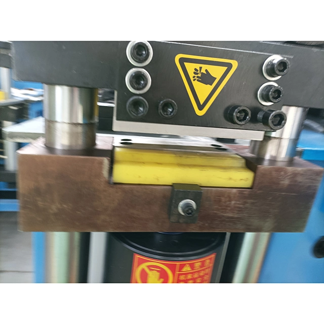 Electric Equipment CNC Hydraulic Turret Busbar Cutting Bending Punching Machine