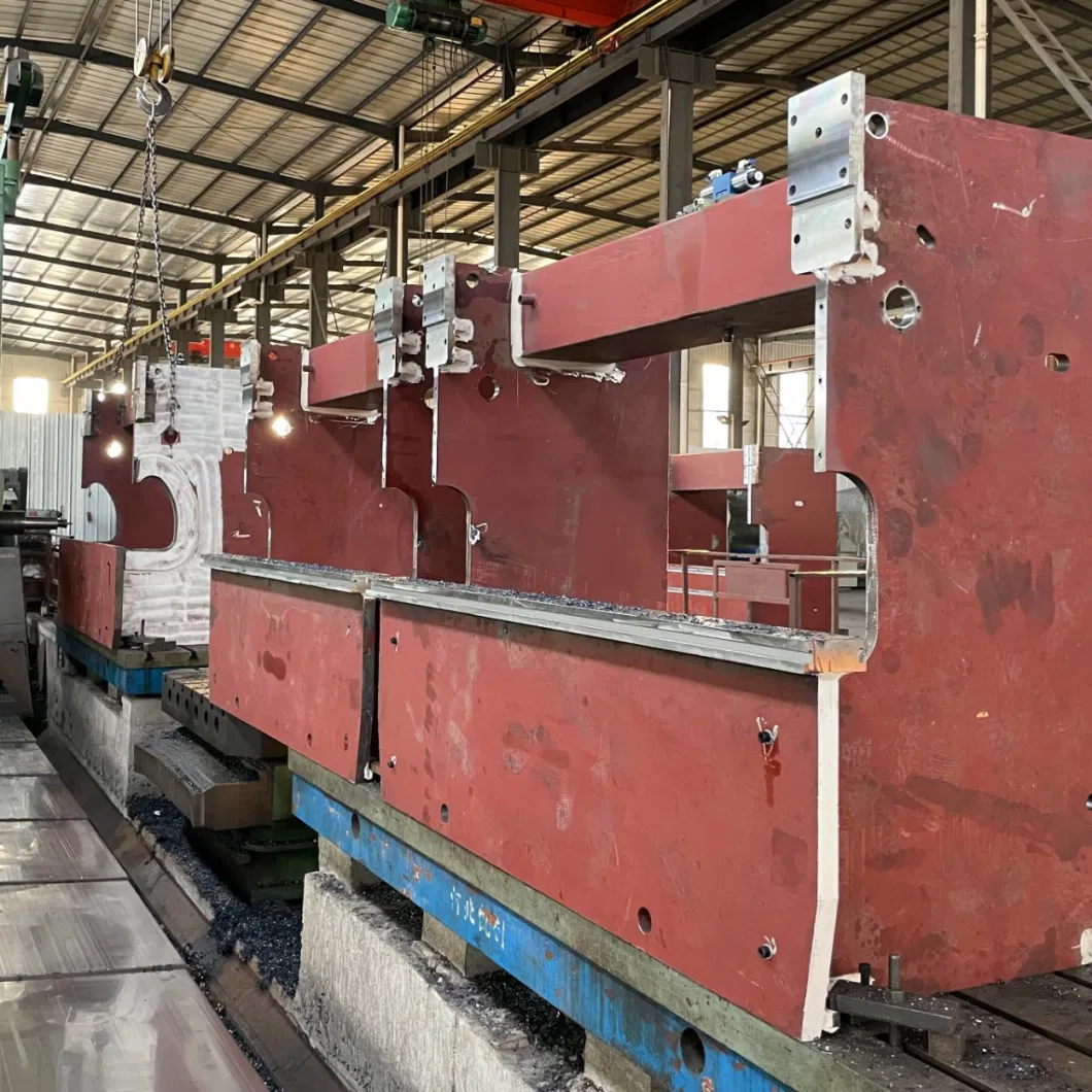 Hydraulic Press Brake/Sheet Bending Machine 200ton 6000mm Tp10s with Mechanical Crowning Table