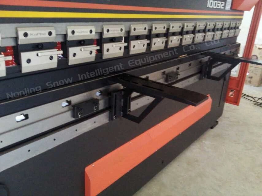 Chinese Factory Bending Machine Sheet Metal Hydraulic Automatic CNC Press Brake