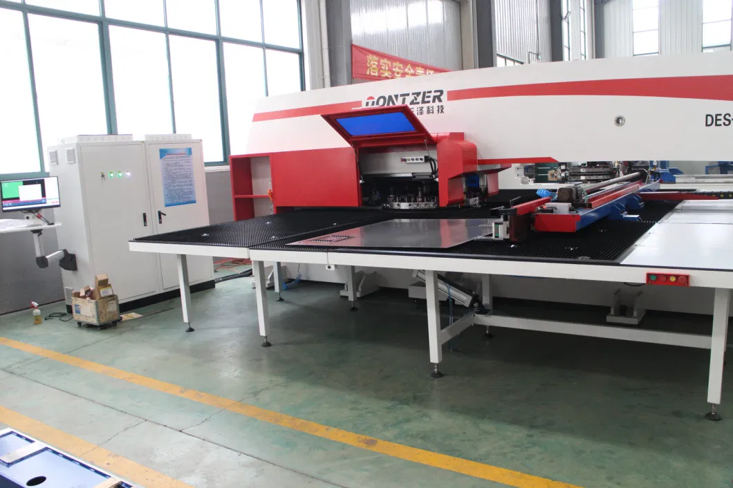 Metal Sheet Tube and Panel Turret Punching Press Machine with Auto-Feeding Coumputer Control for Iron Furniture-Desk, Chair, Case