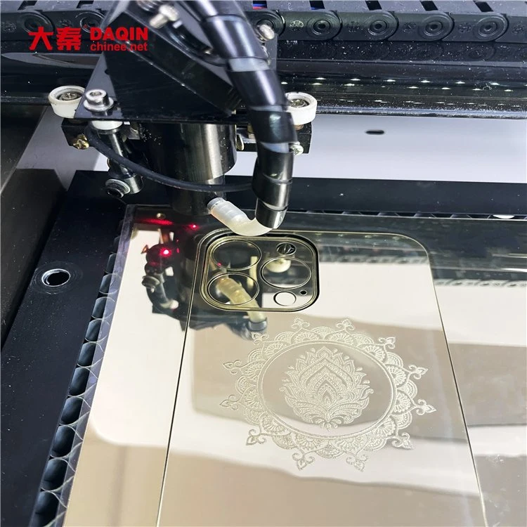 OEM/ODM Tempered Glass Laser Cutting Engraving Machine Mobile Phone Tempered Glass Screen Protector Cutting Machine CNC CO2 Laser Cutter