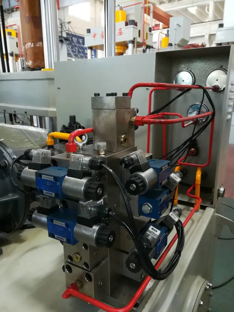 Hydraulic Press Turret Punching Machine