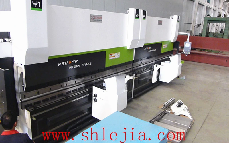 Hydraulic Press Brake (W67K Series) , CNC Hydraulic Tandem Press Brake