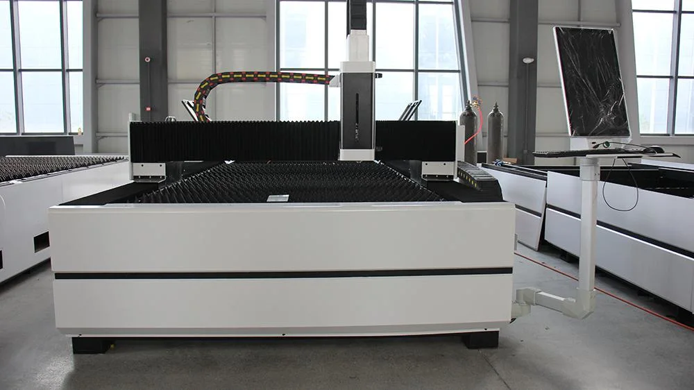 5*10 3000W 1530 CNC Fiber Laser Cutting Machine for CS Ss Metal Aluminum