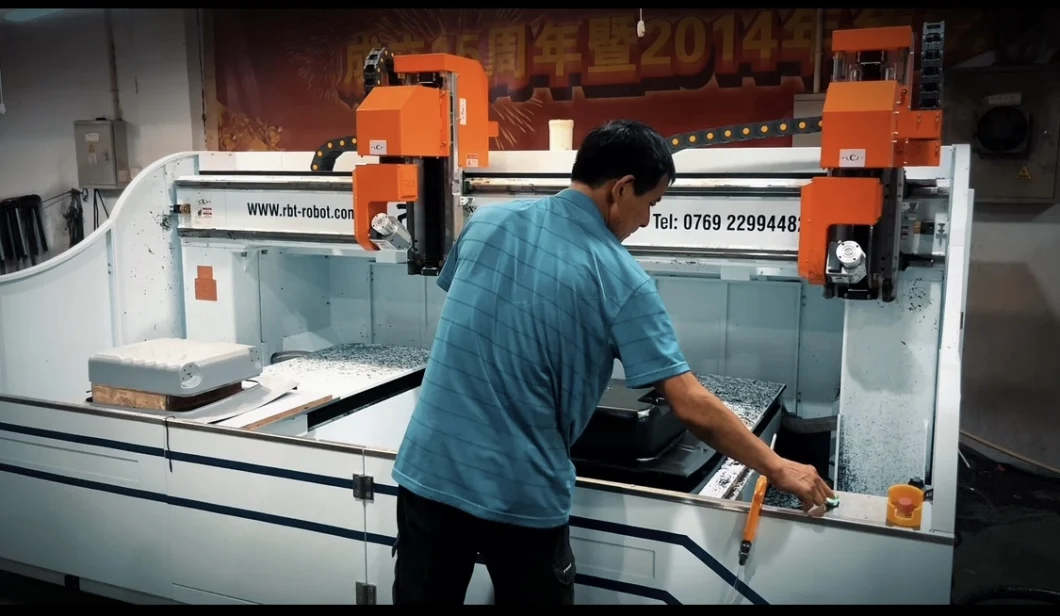 Rbt Best Quality 10 Aixs CNC Cutting Machine for Luggage Punching and Trimming