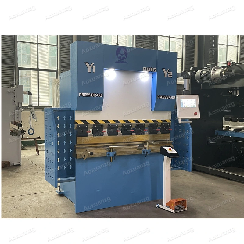 China Factory Tp10s CNC Sheet Metal Brake Press Bending Machine for Iron Steel