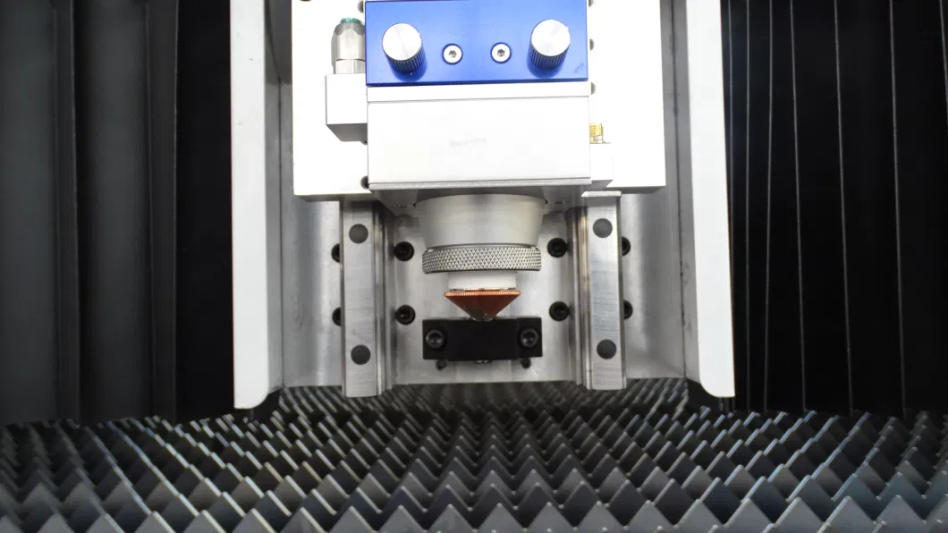 China Laser Cutting Machine 1000W 2000W Price CNC Fiber Laser Cutter Sheet Metal