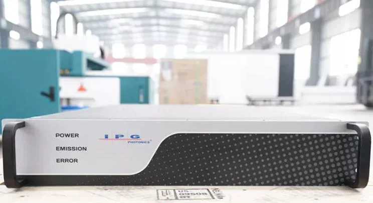 Hot Sell! 1000W 1500W 2000W 3000W CNC Fiber Laser Cutting Machine Price for Metal