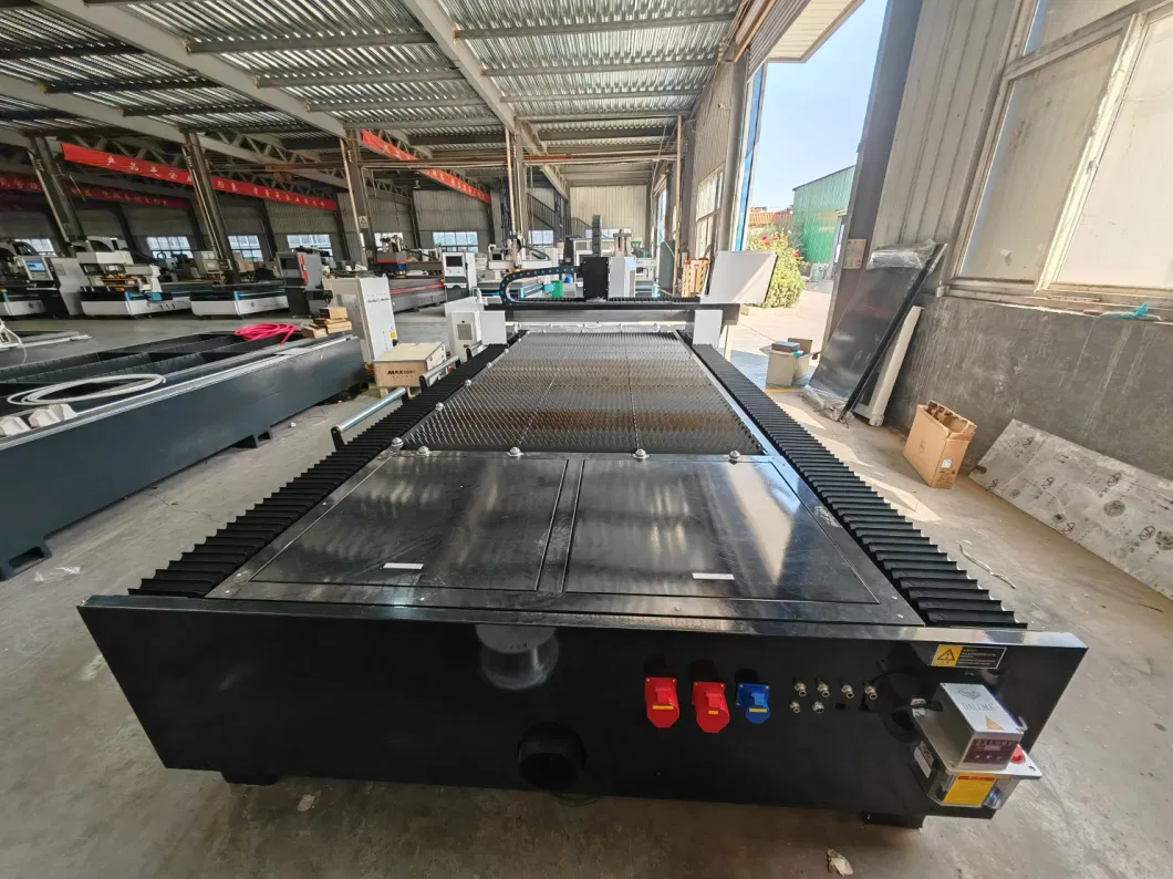 1500W 2000W Metal Steel Iron Sheet CNC Fiber Laser Cutting Machine