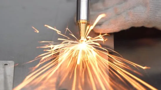 2000W Handheld Fiber Laser Welding Machine CNC Metal Welding Machine Laser for Alloy Aluminum Copper Galvanized Steel