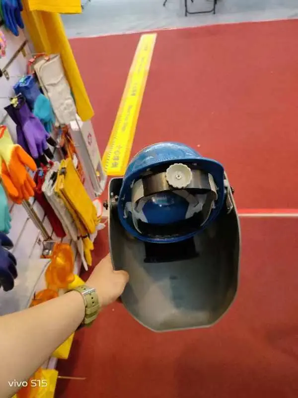 Auto-Darkening Patent Protection Auto-Darkening Welding Helmet Mask in China
