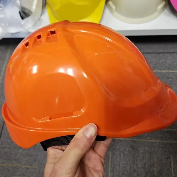 CE En397 and ANSI Z87.1 Safety Helmet Hard Hat with PC Visor