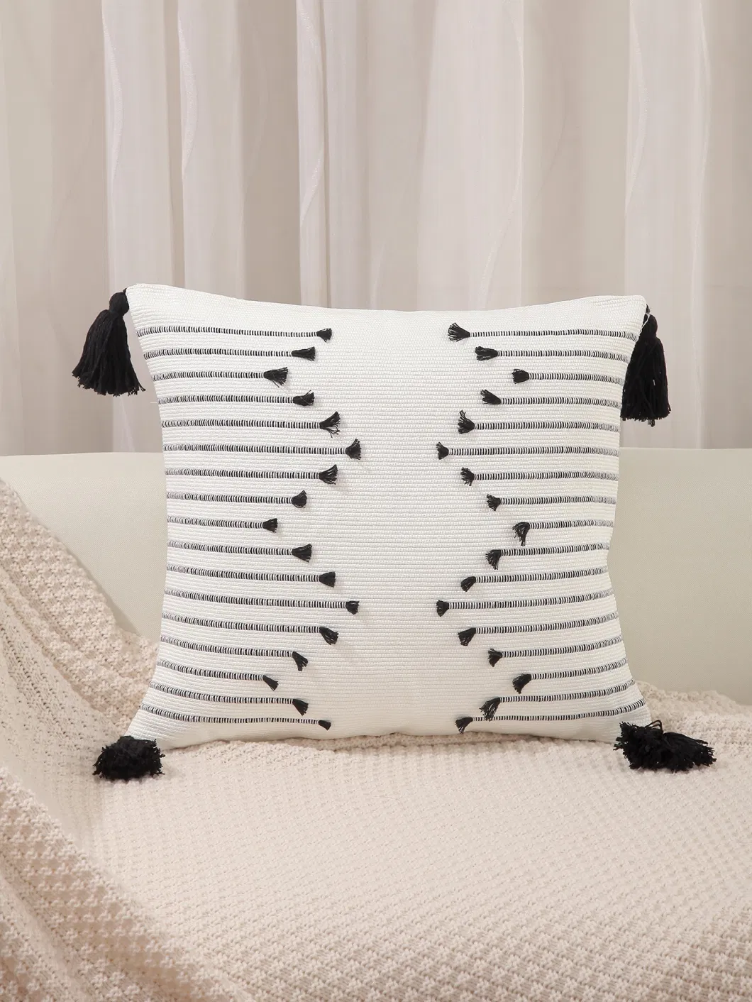 New Arrival Tufting Fashion Design Soft Cushion 100% Cotton Linen Fabric Chair Cushion Pillow Case Daily Use Cushion Cover