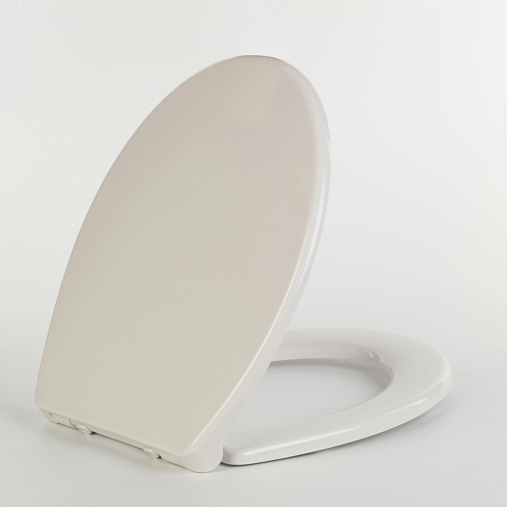 PP Material Round Shape Two Piece Toilet Accessories Slow Down Toilet Seat Cover